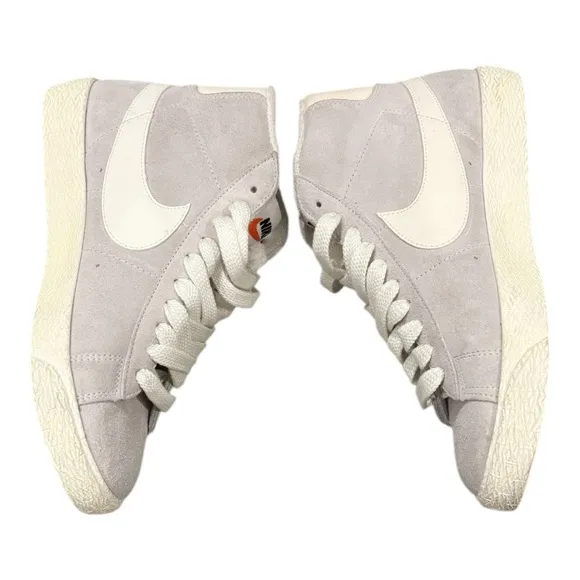 Nike Blazer Mid Suede Womens Size 7 Gray Athletic Shoes Sneakers NEW