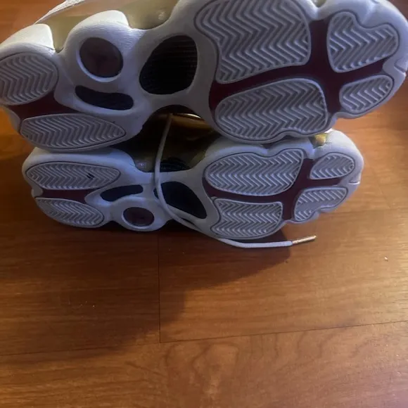 Nike Boys Air Jordan 13 414574-135 White Basketball Shoes Sneakers Size 6Y