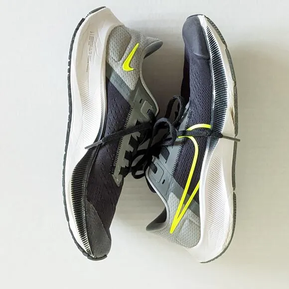 Nike Boys Air Zoom Pegasus 38 Size 7Y CZ4178-005 Black Gray Running Shoes
