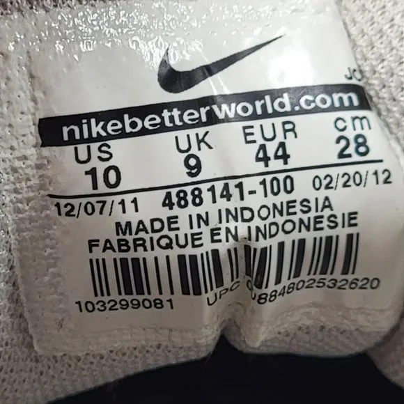 Nike City Court VII Mens 10 White Casual Walking Shoes Athletic 488141-100