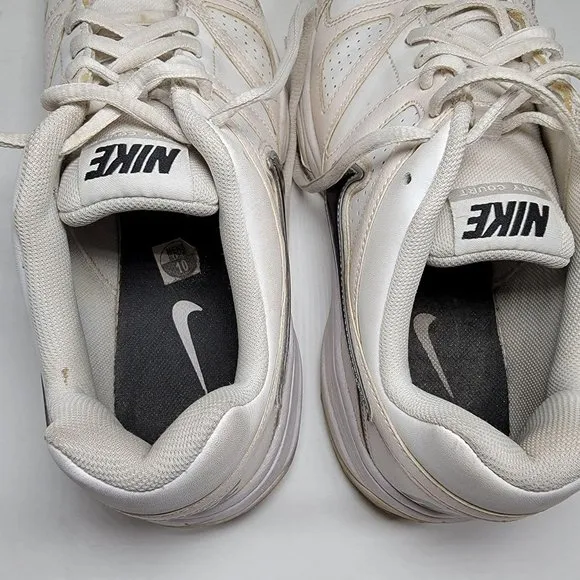 Nike City Court VII Mens 10 White Casual Walking Shoes Athletic 488141-100