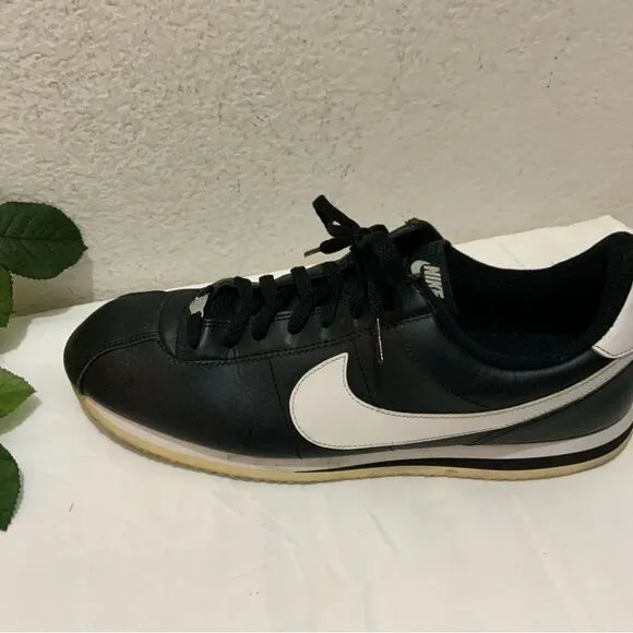 Nike Cortez '72 Basic Leather Black White Lace Up Sneakers Running Shoes 13