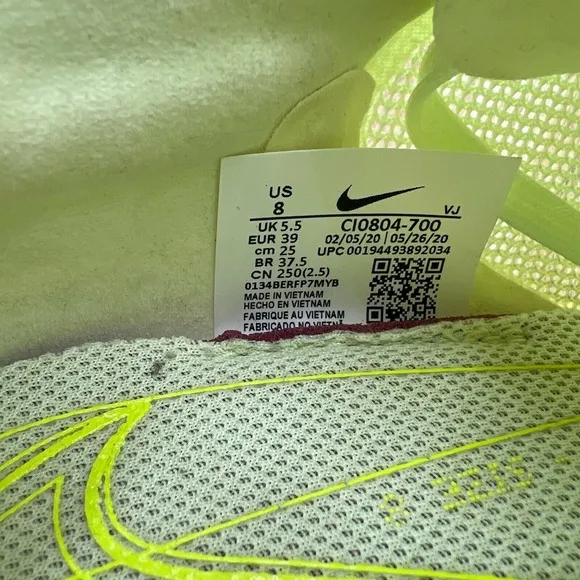 Nike Double Stacked Women's Size 8 Running Shoes Barely‎ Volt CI0804-700