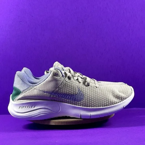 Nike Flex Experience Run 11 Women's Gray/Purple Running Shoes Size 8.5-NEW