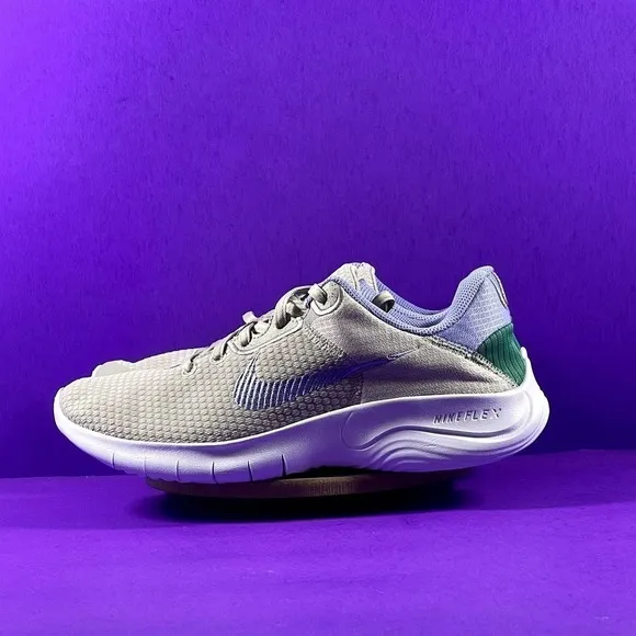 Nike Flex Experience Run 11 Women's Gray/Purple Running Shoes Size 8.5-NEW