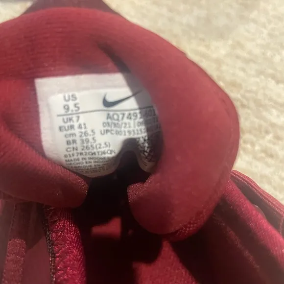 Nike - Flex TR9 - NWOT Women's Size 9.5 Shoes