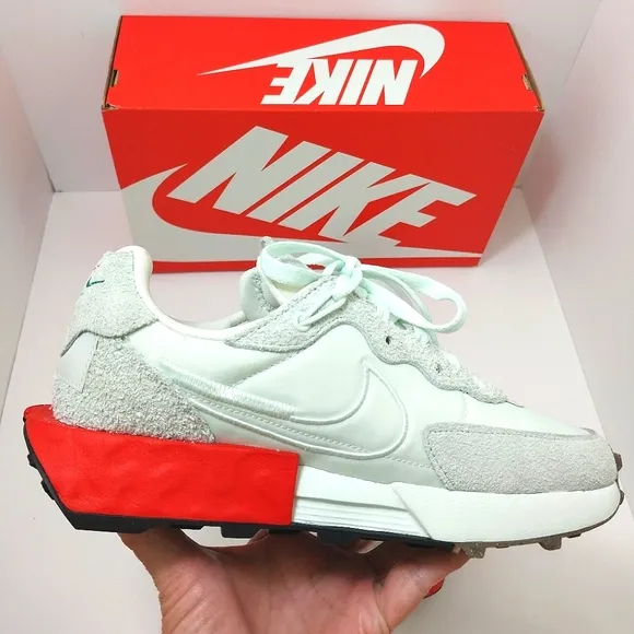 Nike Fontanka Waffle Sneakers, Size 6.5| EUR 37.5‎