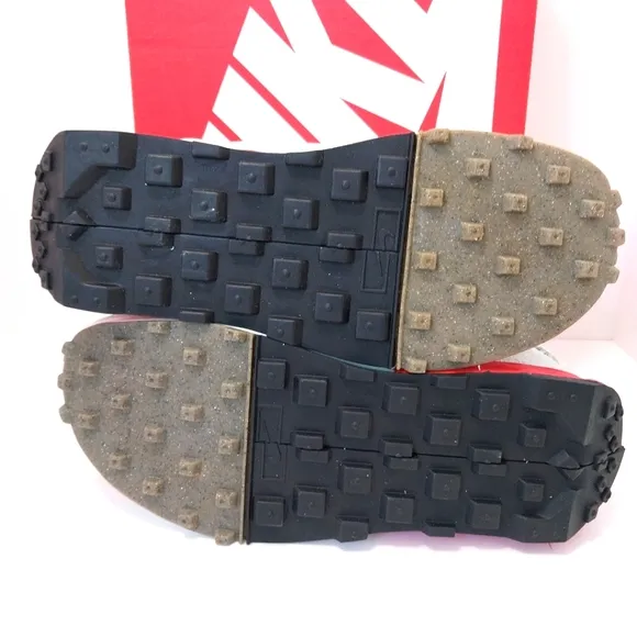 Nike Fontanka Waffle Sneakers, Size 6.5| EUR 37.5‎