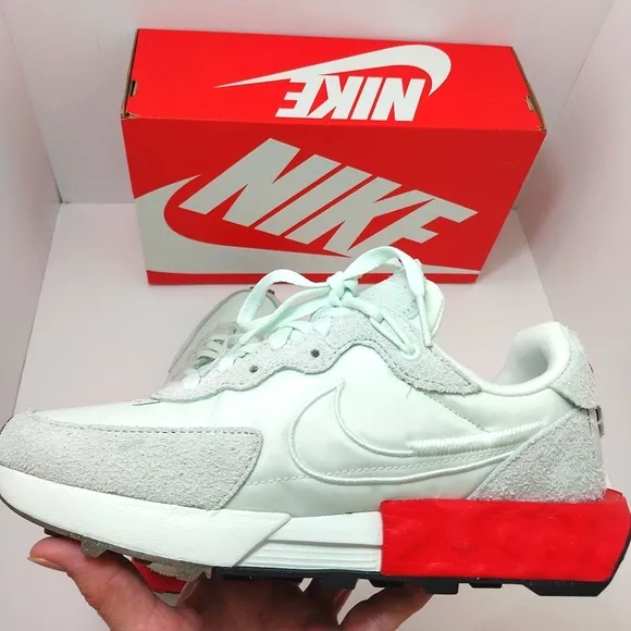 Nike Fontanka Waffle Sneakers, Size 6.5| EUR 37.5‎