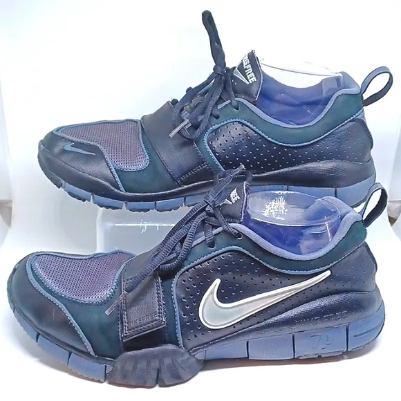 Nike Free 7.0 Sneakers, Black &amp; Grey,‎ Size 9.5