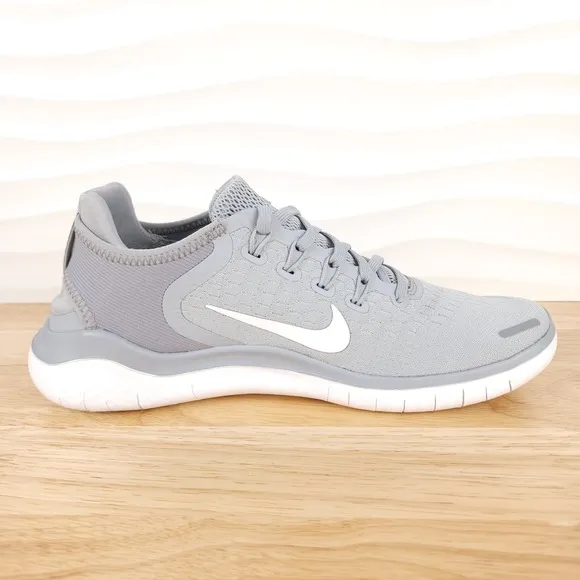 Nike Free Run 2018 Sneakers Mens Size 8 Wolf Gray Running Shoes 942836-003