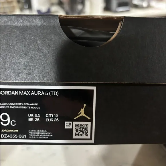 NIKE JORDAN MAX AURA 5 (TD) SNEAKERS TODDLER BLACK/GRAY/WHITE HI-TOP SHOES