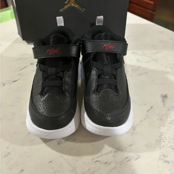 NIKE JORDAN MAX AURA 5 (TD) SNEAKERS TODDLER BLACK/GRAY/WHITE HI-TOP SHOES