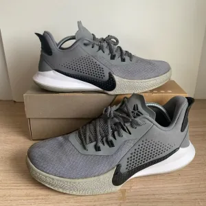 Nike Kobe Mamba Fury Wolf Grey/Black Men Running Shoes- Men 11