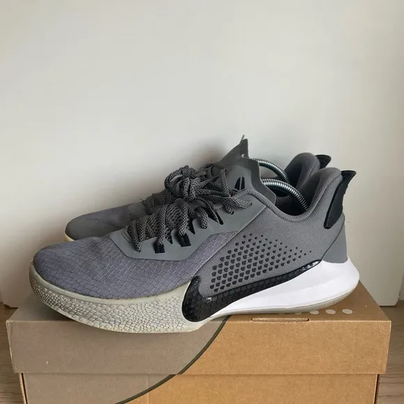 Nike Kobe Mamba Fury Wolf Grey/Black Men Running Shoes- Men 11