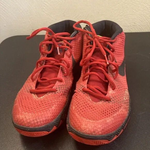 Nike Kyrie 1 Deceptive Red Black Yellow Size 9.5 Sneakers‎ Shoes 705277-606