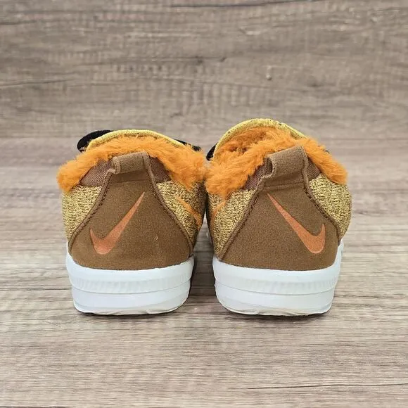 Nike LeBron Little Big CatsToddler's Size 10C Wheat Gold Sneakers (AT5709-700)
