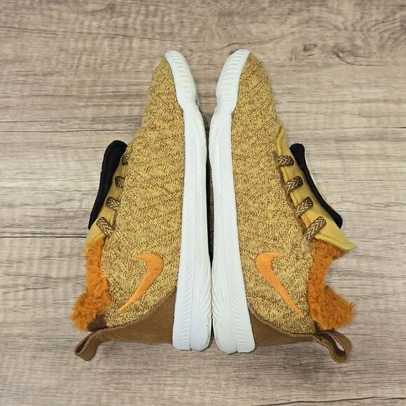 Nike LeBron Little Big CatsToddler's Size 10C Wheat Gold Sneakers (AT5709-700)