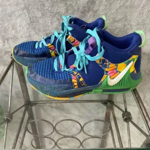 Nike Lebron Witness DQ8650-400 sneakers Sz 6Y Shoes Blue Athletic Basketball