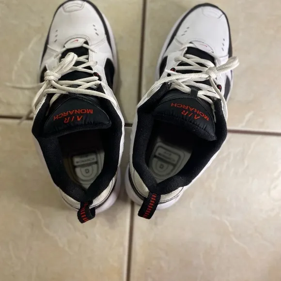 Nike Mens Air Monarch IV 415445-101 White Black Running Shoes Sneakers Size 12