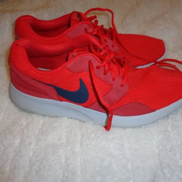 NIKE Men's Kaishi Running Shoes Size 11 654473-600