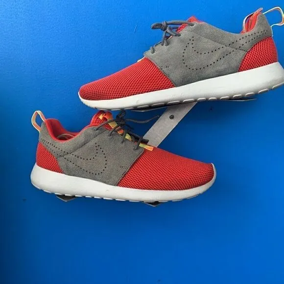 Nike Men's Roshe Run One Red/Grey Sz US 9 511881-608 Running Shoes