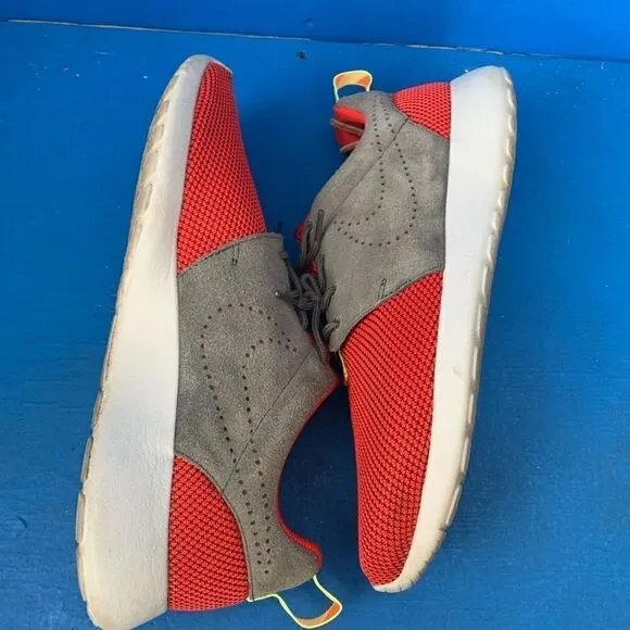 Nike Men's Roshe Run One Red/Grey Sz US 9 511881-608 Running Shoes