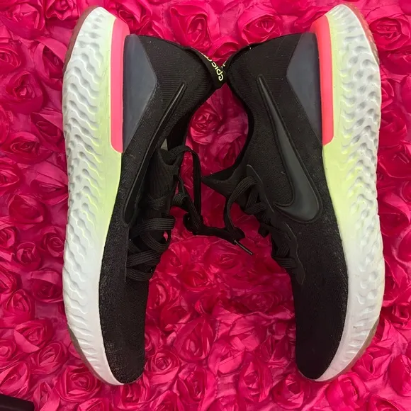 Nike mens Running Shoes