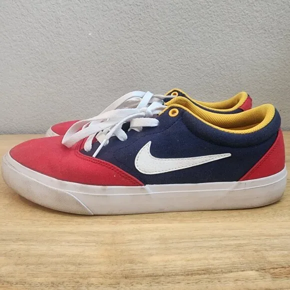 Nike Mens SB Charge Solarsoft University Sneakers Tennis Shoes Size 9 Red/Navy
