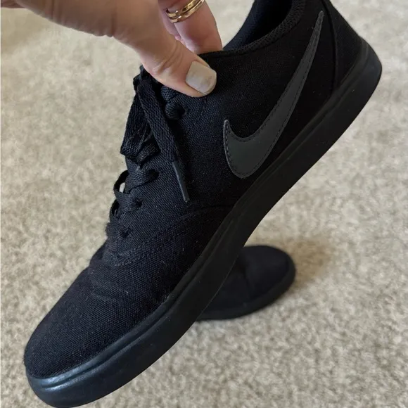 NIKE MENS SB CHECK SOLARSOFT SNEAKER - BLACK sneakers shoes size 8.5