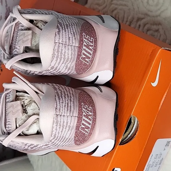 Nike Motiva Women's Walking Shoes - Rose Pink Ozford Size 8