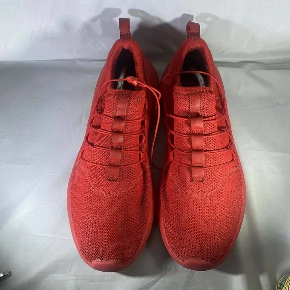 Nike Payaa Premium Men's Size 13 Running Shoes 807738 660 Triple Red / Red