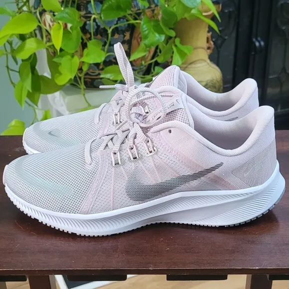 Nike Quest 4 Premium DA8723-002 Women's Pink/Gray Running Shoes Size 10