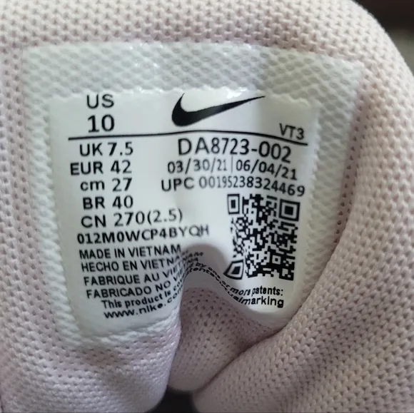 Nike Quest 4 Premium DA8723-002 Women's Pink/Gray Running Shoes Size 10