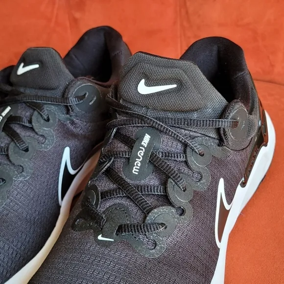 Nike Renew Run 3 Men's Road Running Shoes Black/White/Platinum DC9413-001