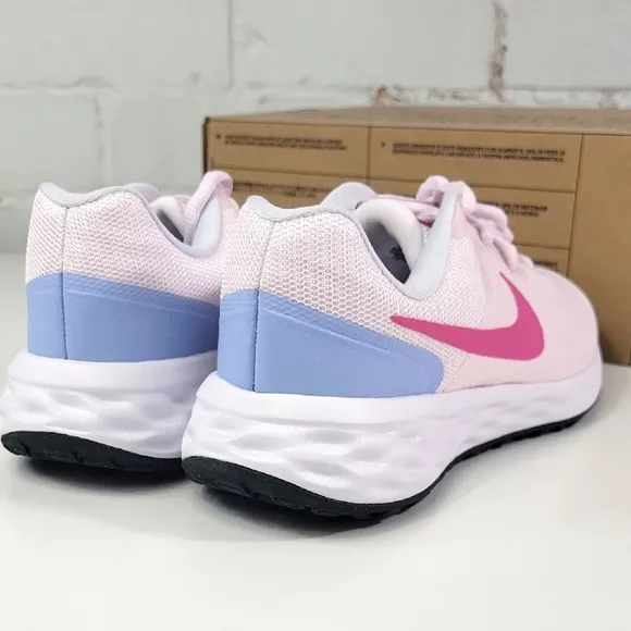 Nike Revolution 6 NN Pearl Pink Running Shoes 5 Youth DD1096 600