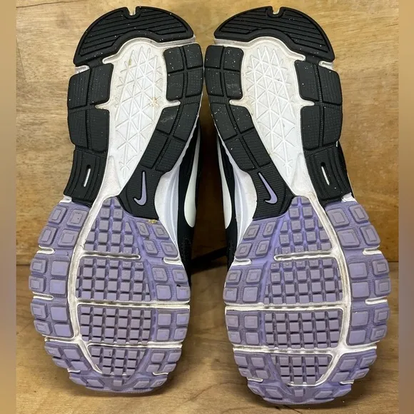 Nike Revolution Womens Size 6 Running Shoes Sneakers Black Purple 488148-001