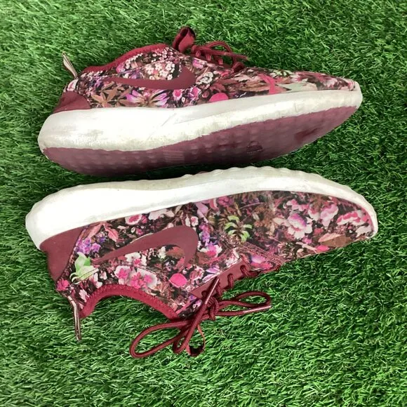 Nike Roshe Two Burgundy Floral Print Running Shoes 9