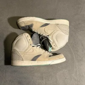 Nike RT1 High Yeezy Natural Gray Green Mist Mens Shoes Sneakers Size 12