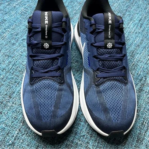 Nike Structure 25 Running Shoes in Midnight Navy White Black Pure Platinum