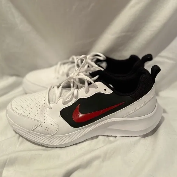 Nike Todos Running Men’s Sneaker Shoes White Red Swoosh
