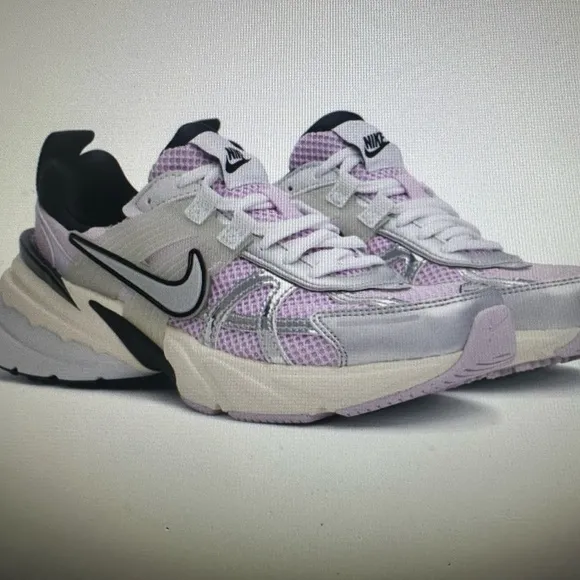 Nike V2 K run sneakers in silver and grape, size 9.5, NIB