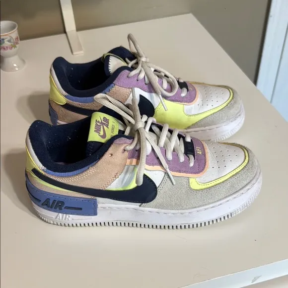 Nike White and Lavender Purple Sneakers Air Force 1 Sneakers