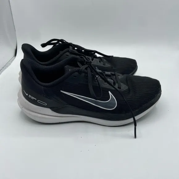 Nike Winflo 9 Black Running Shoes