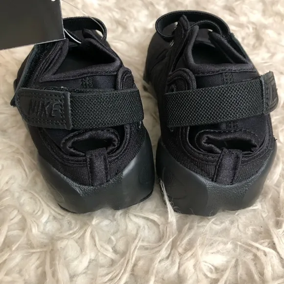 Nike WMNS Air Rift Triple Black TABI Shoes Sneaker HF5389-001 New W/box Japan