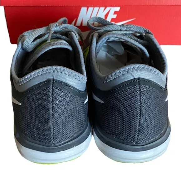 Nike Women's Dual Fusion TR Hit Running Shoes