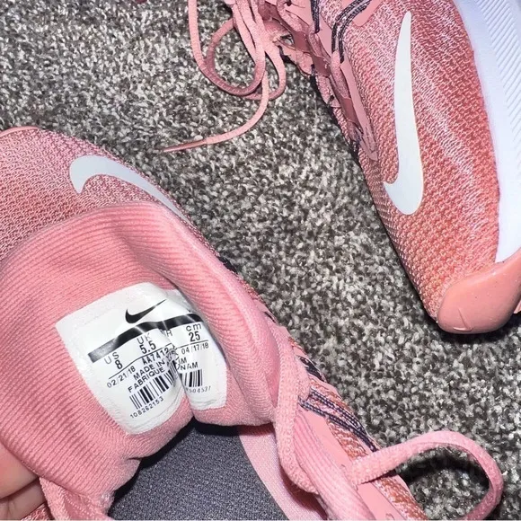 Nike Womens Quest Rust Pink Shoes Size 8