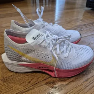 Nike Women's White and Pink Running Shoes