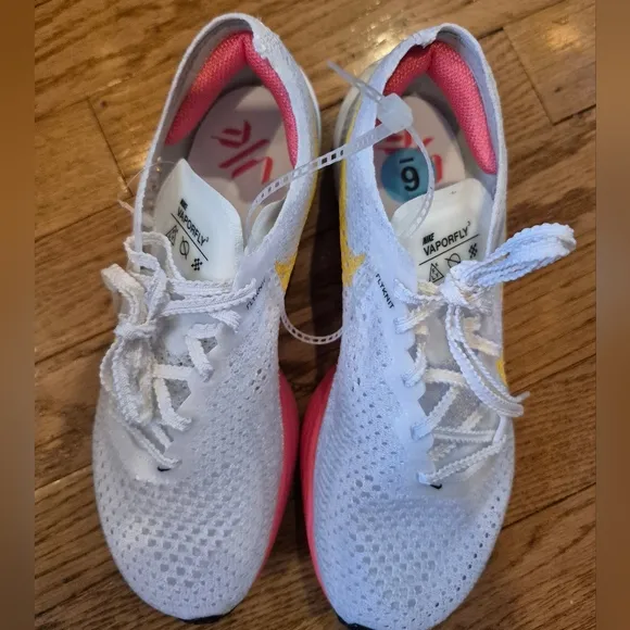 Nike Women's White and Pink Running Shoes