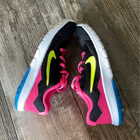 Nike Young Flex Experience RN 4 749818-007 Pink, Black Running Shoes, 5Y